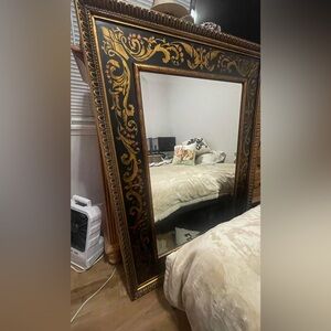 Wall vintage mirror
